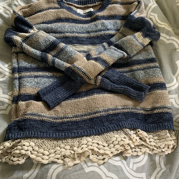 Abercrombie kids sweater - Picture 4 of 4